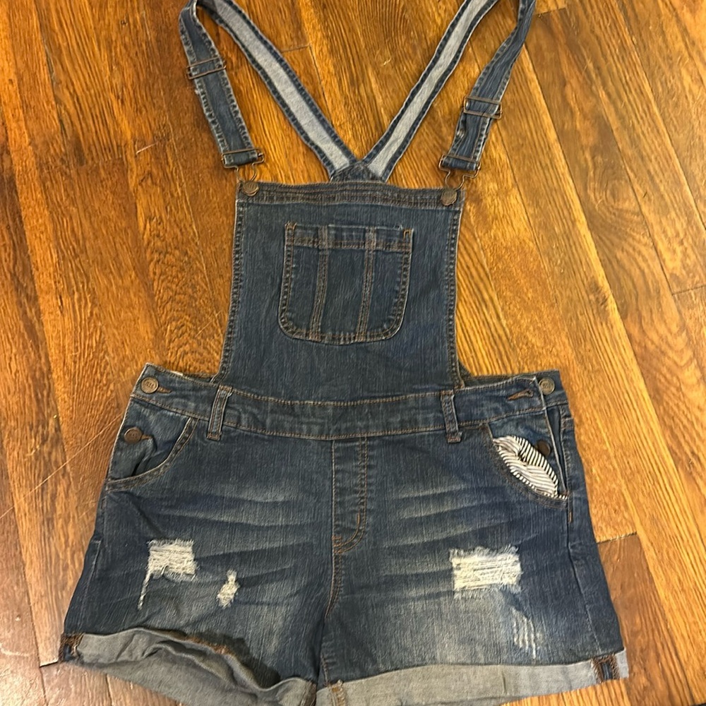 Basic denim overall shorts
